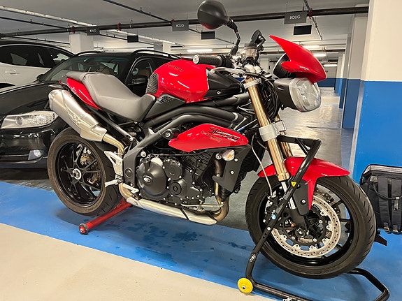 Triumph Speed Triple 1050 3 of 6