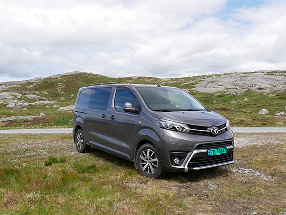 Toyota Proace 2 of 5