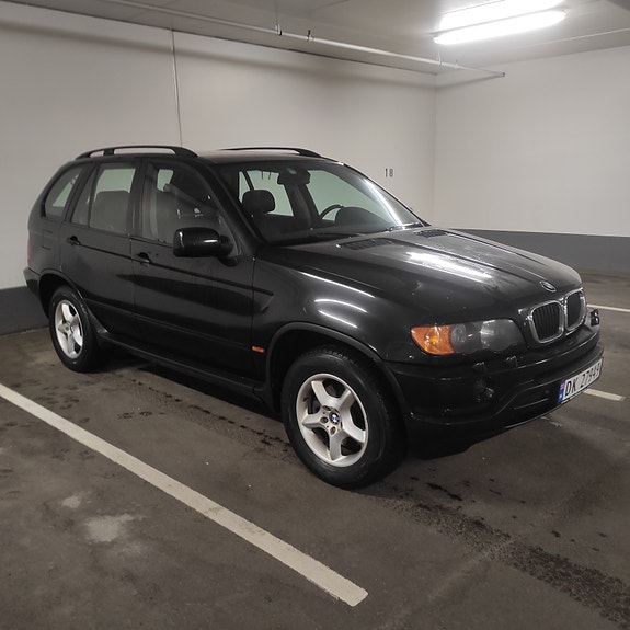 BMW X5 5 of 5