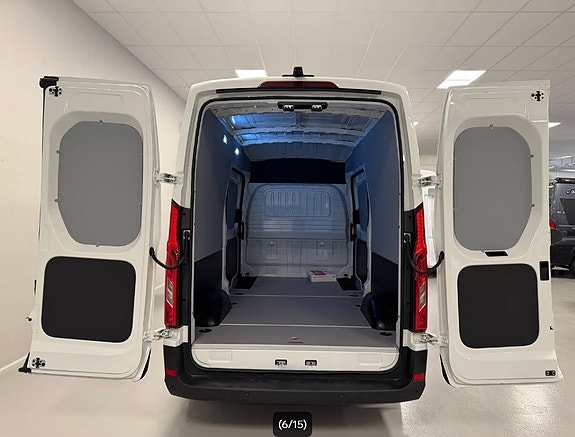 Maxus e-Deliver 9 8 of 21