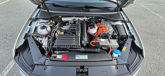 Volkswagen Passat 15 of 30