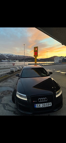 Audi RS6 2 of 30