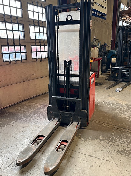 Linde L14AP 2 of 5