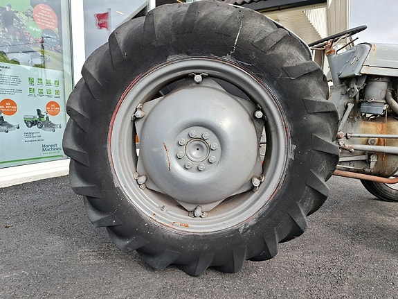Massey Ferguson Gråtass . Ferguson TE-A-20 18 of 27