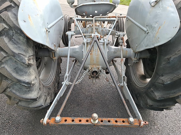Massey Ferguson Gråtass . Ferguson TE-A-20 13 of 27