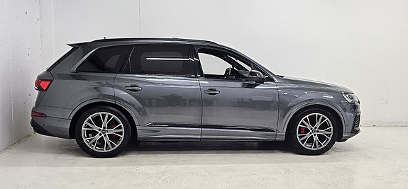 Audi Q7 18 of 30