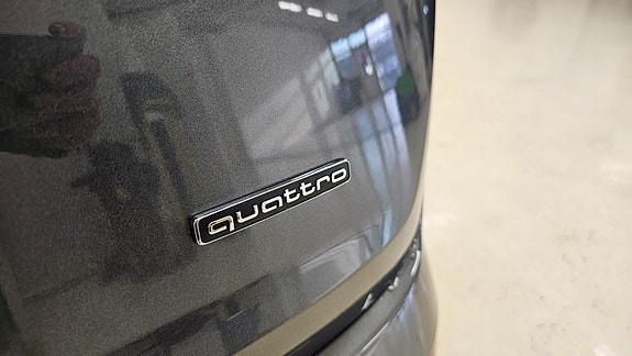 Audi Q7 20 of 30