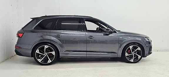 Audi Q7 8 of 30