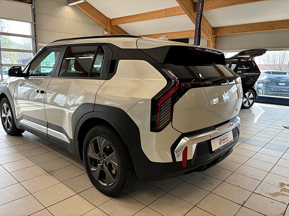 Kia EV3 3 of 22
