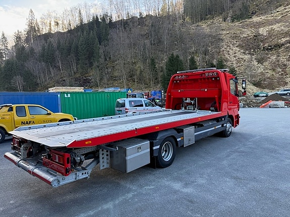 Mercedes-Benz Atego 1224 3 of 7