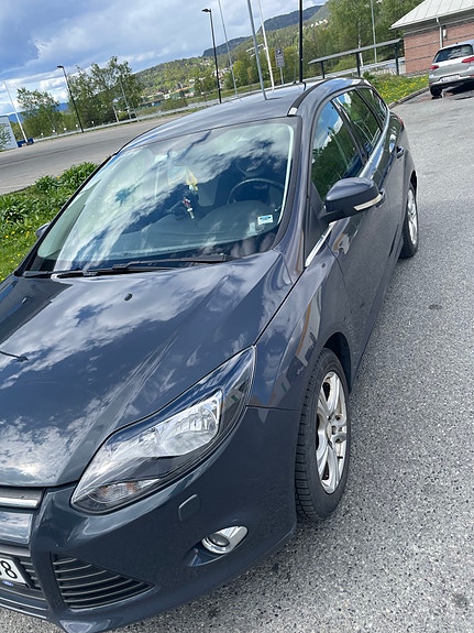 Ford Focus 2 of 19