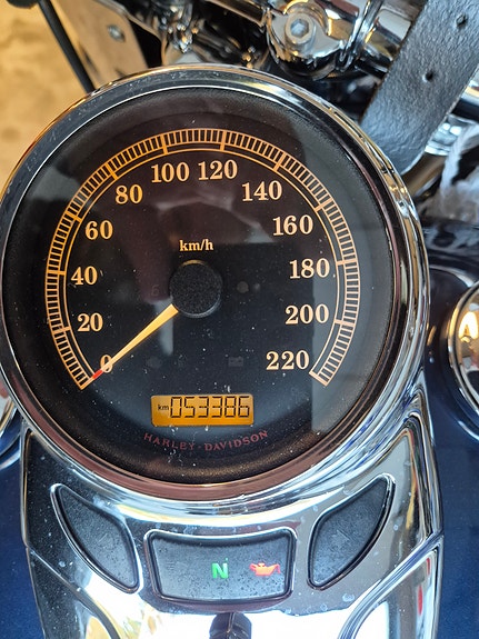 Harley-Davidson Heritage Softail 11 of 12