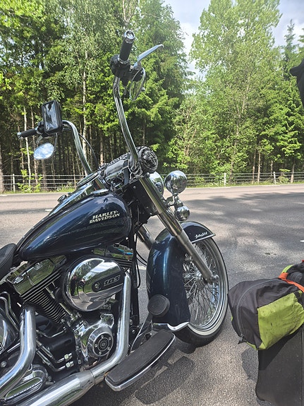 Harley-Davidson Heritage Softail 12 of 12