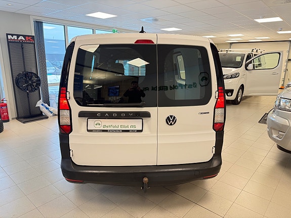 Volkswagen Caddy Maxi 19 of 25