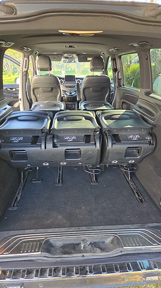 Mercedes-Benz V250 7 of 17