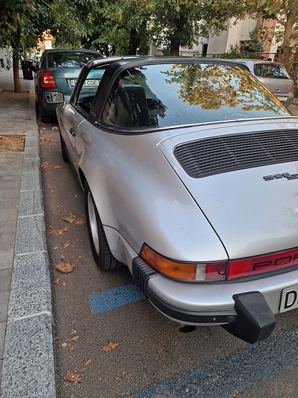 Porsche 911 20 of 25