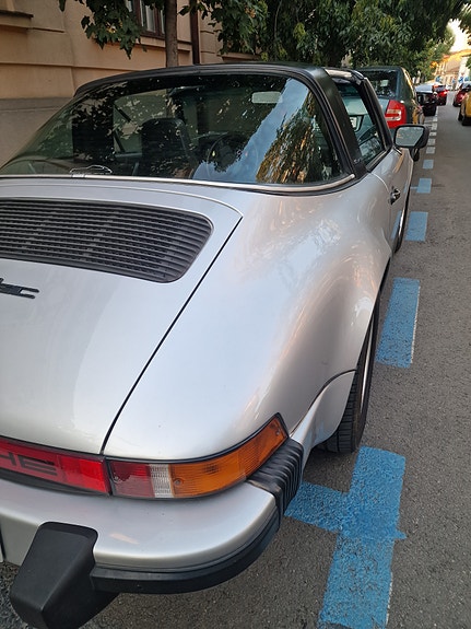 Porsche 911 15 of 25