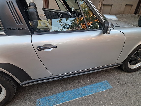 Porsche 911 17 of 25
