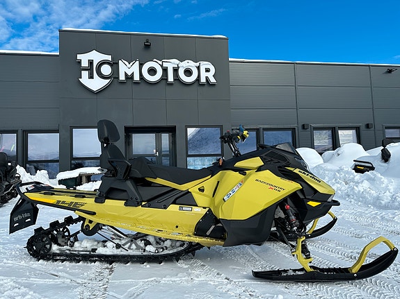 Ski-doo Backcountry X-RS 850 E-TEC Turbo R HUB 2 of 5