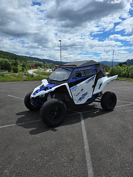 Yamaha Yxz 1000r 10 of 28