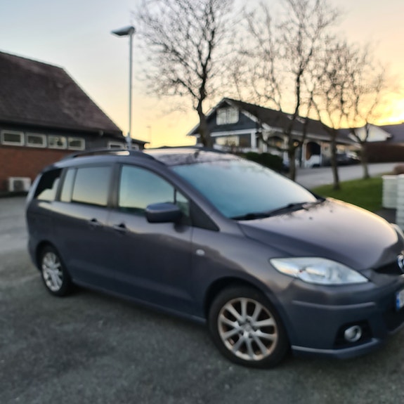 Mazda 5 2 of 5