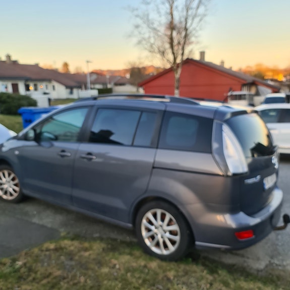 Mazda 5 3 of 5