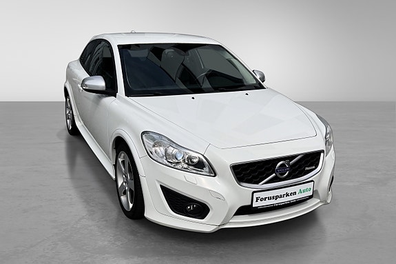 Volvo C30 3 of 5