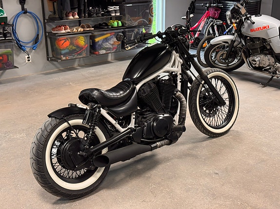 Suzuki INTRUDER 3 of 4