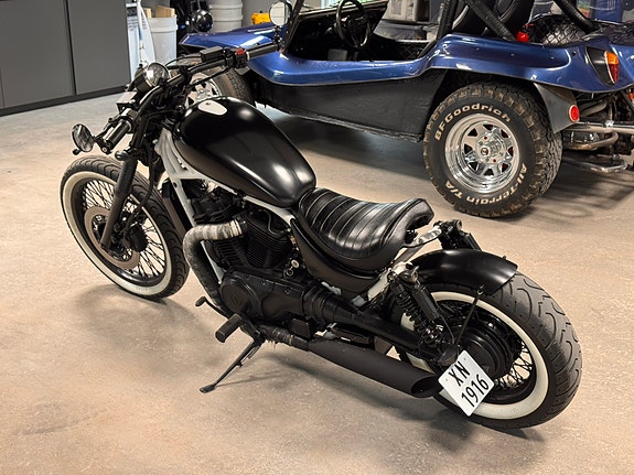 Suzuki INTRUDER 4 of 4