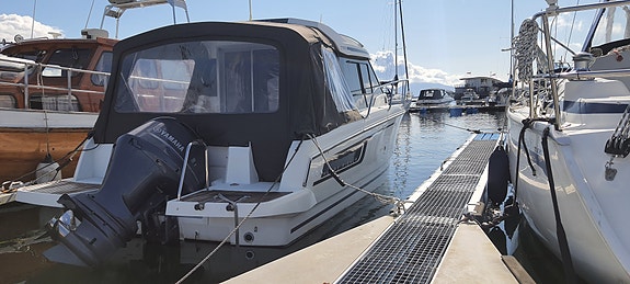 Jeannau Merry Fischer 795 Cruiser 3 of 5