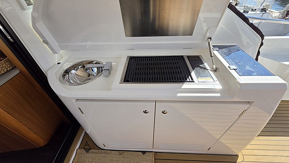 2020 Sunseeker Predator 60 EVO | D13 | A/C | Eber | 3 cabiner | Flexiteak 24 of 30