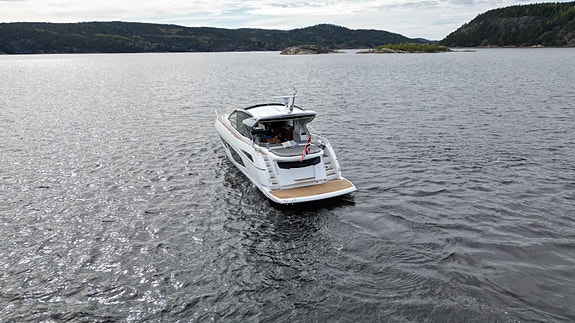 2020 Sunseeker Predator 60 EVO | D13 | A/C | Eber | 3 cabiner | Flexiteak 10 of 30