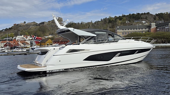 2020 Sunseeker Predator 60 EVO | D13 | A/C | Eber | 3 cabiner | Flexiteak 2 of 30
