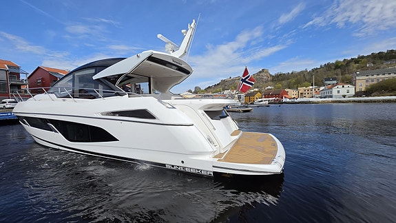 2020 Sunseeker Predator 60 EVO | D13 | A/C | Eber | 3 cabiner | Flexiteak 4 of 30
