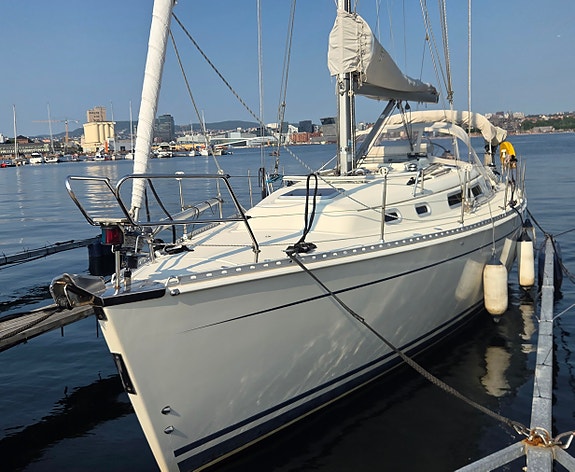Hanse 371 selges - Ny kartplotter - Vårpuss nettopp utført 3 of 5