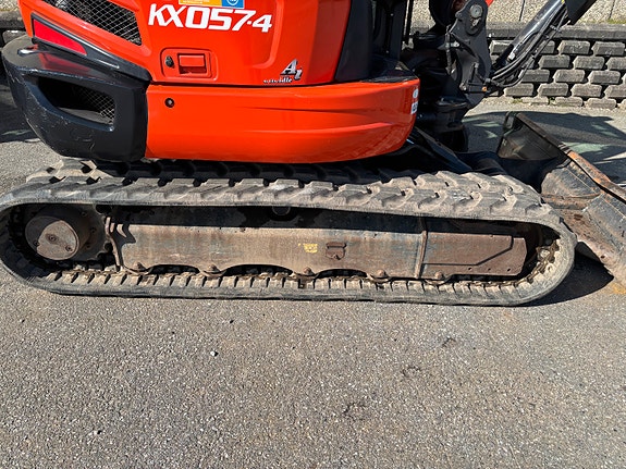 Kubota KX057-4 8 of 11