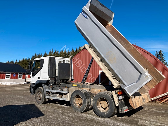 Iveco TRAKKER 500 *6x4 *Navreduksjon *Retarder 6 of 30