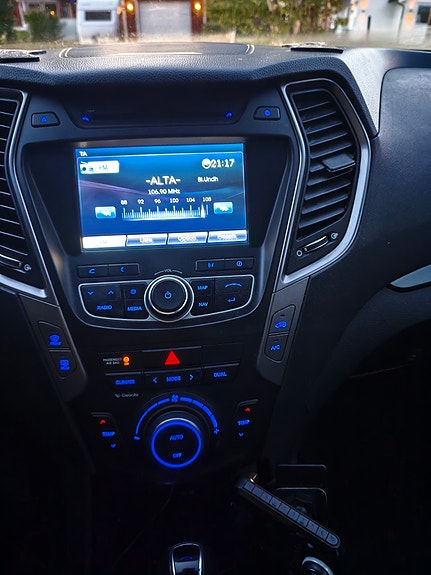 Hyundai Santa Fe 5 of 22