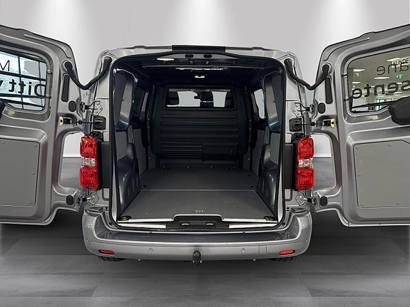 Opel Vivaro 5 of 5