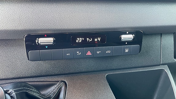 Mercedes-Benz Sprinter 4X4 // Langt plan // Kapell // KL-B // NETTO KR 620000 17 of 22