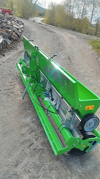 GRASFRØMASKIN MED PAKKEVALS 7 of 8