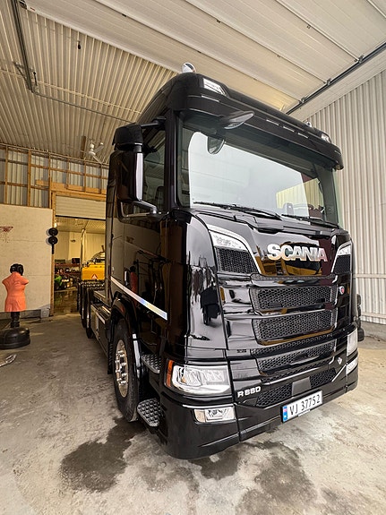 Scania R 660 HK V8 Pakke
