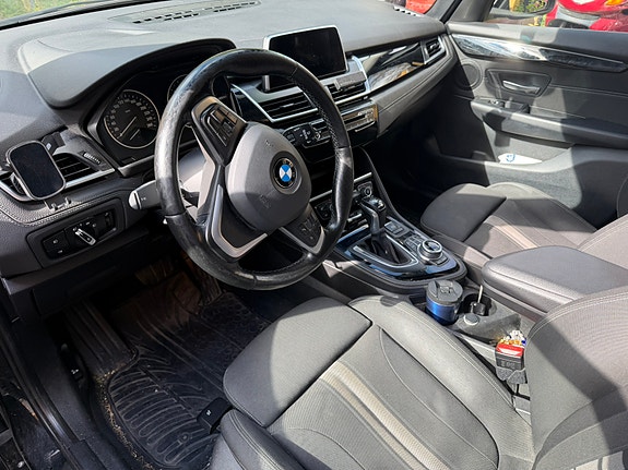 BMW 225xe 6 of 21