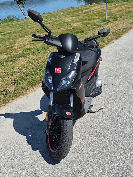 Derbi Variant Sport 2 of 7