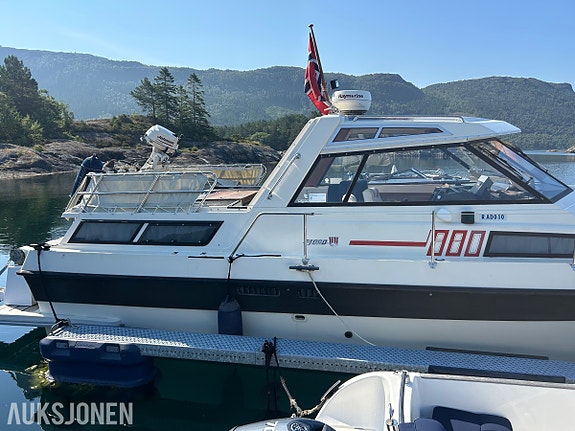 Fjord 880 AC 1985 – Klassisk norsk kvalitetsbåt med Ford Mermaid 250 HK, autopil 2 of 5