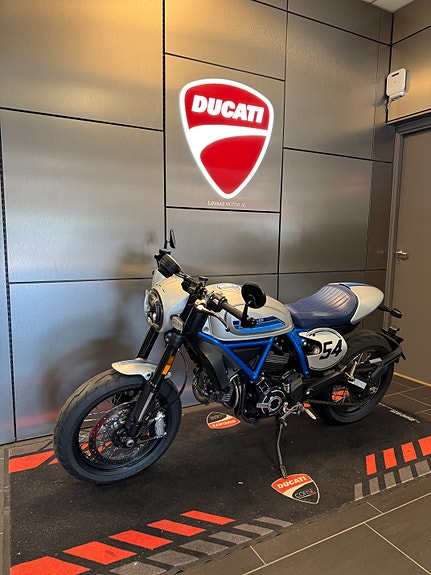 Ducati Scrambler Cafè Racer 3 of 5