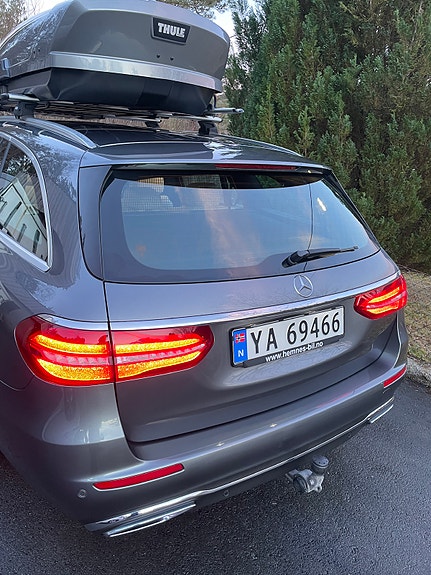 Mercedes-Benz E220 7 of 18