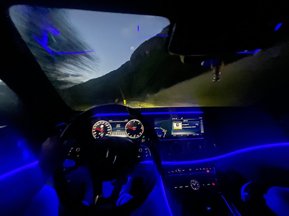 Mercedes-Benz E220 12 of 18