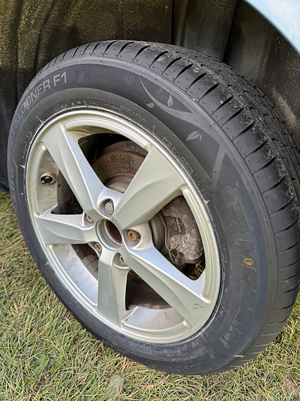 Volvo V40 17 of 21