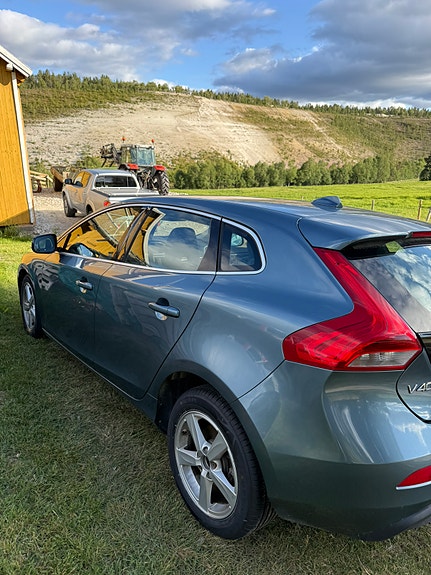 Volvo V40 19 of 21